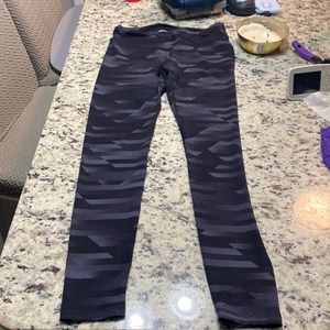 Old Navy Active Leggings
